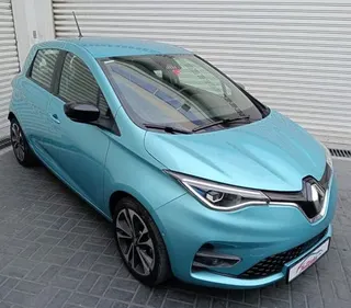 رينو Zoe 2021