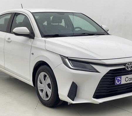 Toyota Yaris 2023 — OneClickDrive