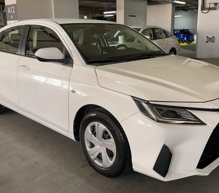 Toyota Yaris 2024 — OneClickDrive