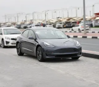 Tesla Model 3 2023 — OneClickDrive