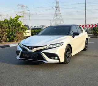 Toyota Camry 2024 — OneClickDrive