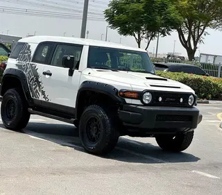 تويوتا FJ Cruiser 2018