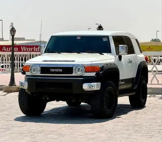 تويوتا FJ Cruiser GXR 2012
