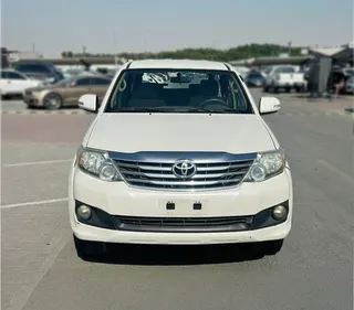 Toyota Fortuner 2013 — OneClickDrive