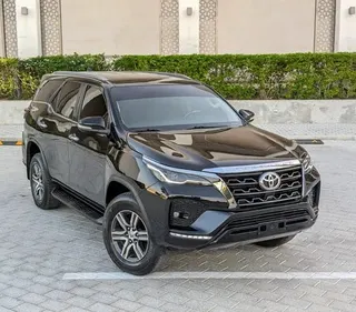 Toyota Fortuner GXR 2017 — OneClickDrive