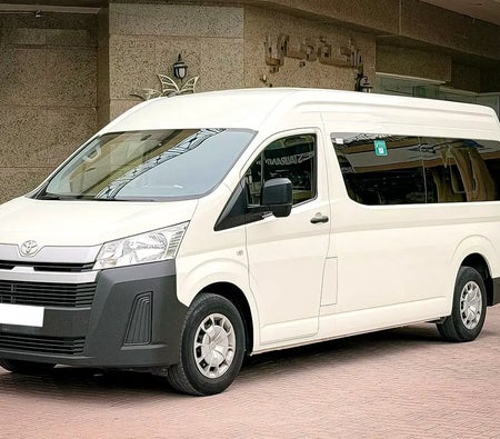 Toyota Hiace 2025 — OneClickDrive