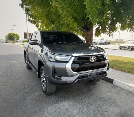 Toyota Hilux 2019 — OneClickDrive