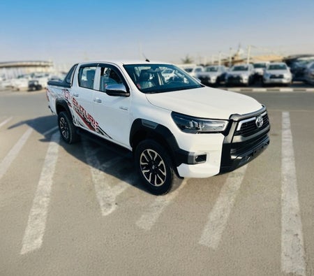 Toyota Hilux 2020 — OneClickDrive