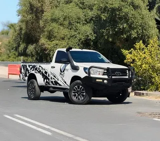Toyota Hilux 2020 — OneClickDrive