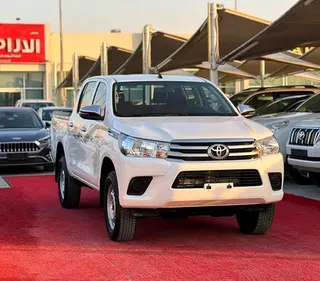 Toyota Hilux 2024 — OneClickDrive