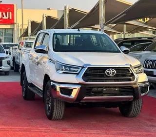 Toyota Hilux 2024 — OneClickDrive