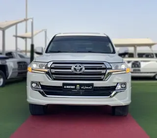 تويوتا لاند كروزر VXR 2018