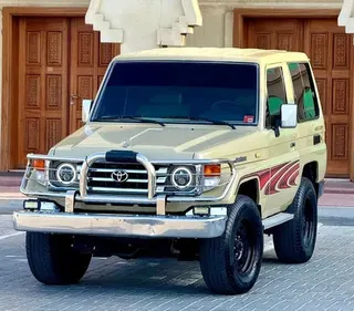 تويوتا لاند كروزر 1986