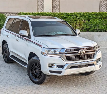 Toyota Land Cruiser VXR 2008 — OneClickDrive