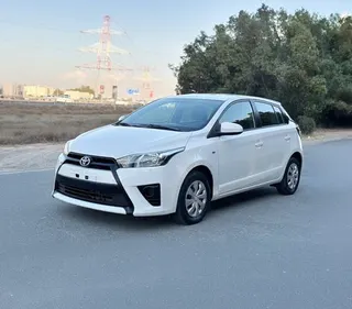 Toyota Yaris 2017 — OneClickDrive
