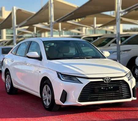Toyota Yaris 2023 — OneClickDrive