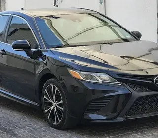 Toyota Camry 2018 — OneClickDrive