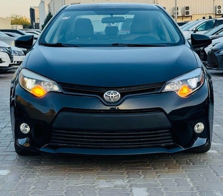 Toyota Corolla 2015 — OneClickDrive