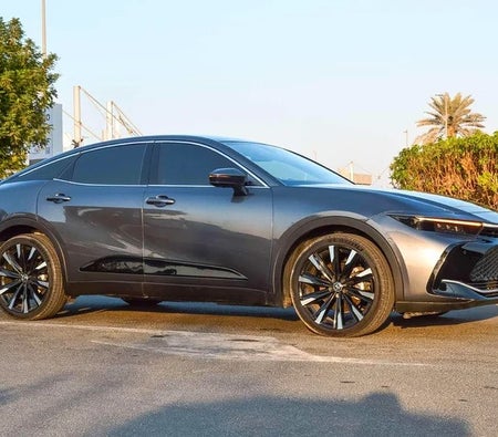 Toyota Crown 2024 — OneClickDrive