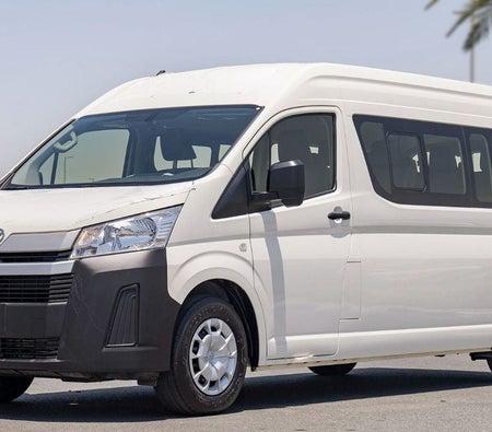 Toyota Hiace 2025 — OneClickDrive