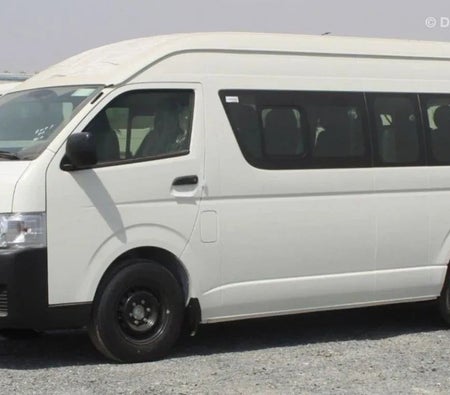 Toyota Hiace 2025 — OneClickDrive