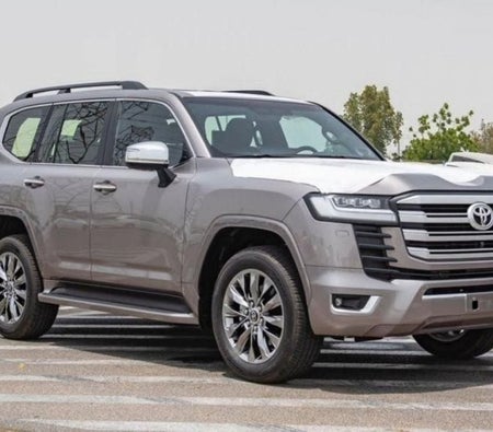 Toyota Land Cruiser 2024 — OneClickDrive