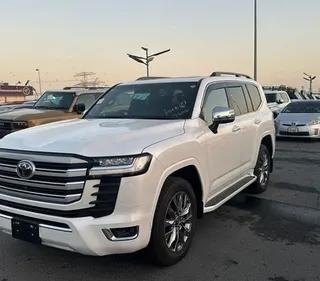 تويوتا لاند كروزر VXR 2024