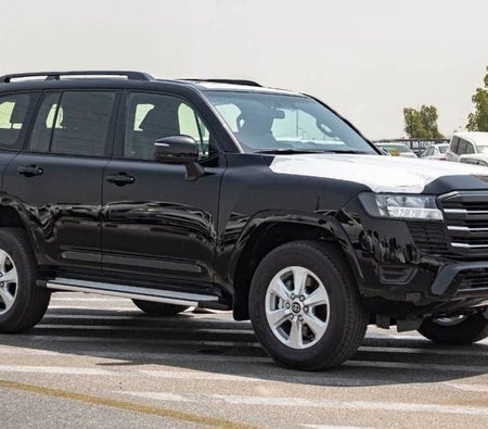 Toyota Land Cruiser 2025 — OneClickDrive