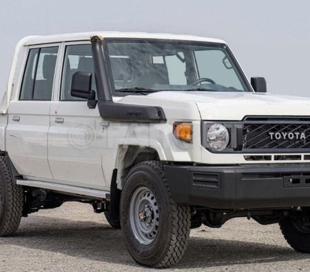 Toyota Land Cruiser Pickup 2025 — OneClickDrive