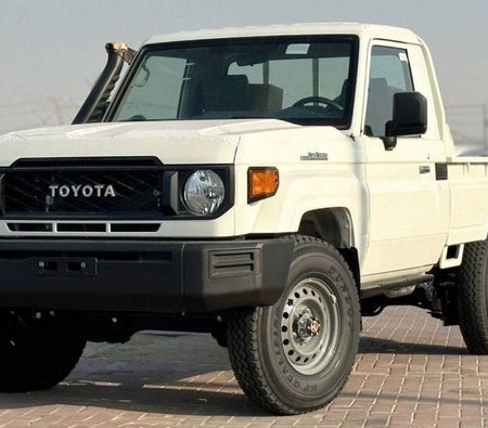 Toyota Land Cruiser Pickup 2025 — OneClickDrive