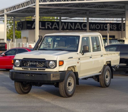 Toyota Land Cruiser Pickup 2025 — OneClickDrive