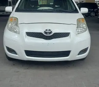 Toyota Yaris 2011 — OneClickDrive