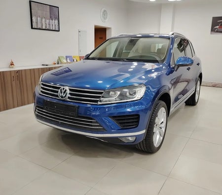 Volkswagen Touareg 2016 — OneClickDrive