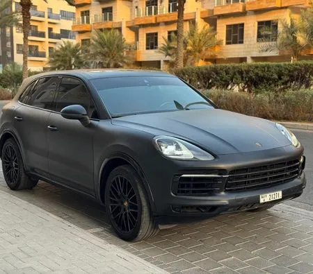Porsche Cayenne 2021