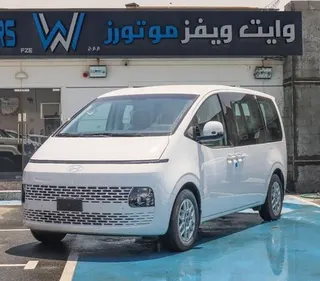 Hyundai Staria 2025 — OneClickDrive