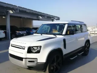 Land Rover Defender HSE 2024 — Auto Trader UAE
