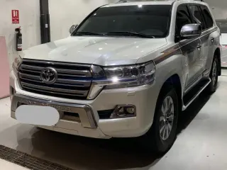 Toyota Land Cruiser GXR 2016 — Auto Trader UAE