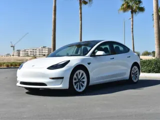 Tesla Model 3 2023 — Auto Trader UAE
