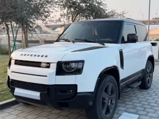 Land Rover Defender 90 2023 — Auto Trader UAE