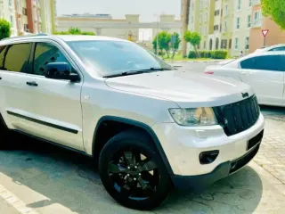 Jeep Grand Cherokee 2012 — Auto Trader UAE