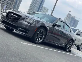 Chrysler 300 2018 — Auto Trader UAE