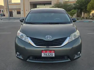 Toyota Sienna 2013 — Auto Trader UAE