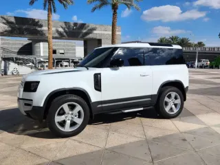 Land Rover Defender 2023 — Auto Trader UAE