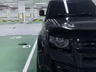 Land Rover Defender 2023 — Auto Trader UAE