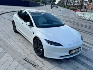 Tesla Model 3 2024 — Auto Trader UAE