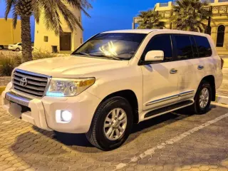 تويوتا لاند كروزر 2013 — Auto Trader UAE