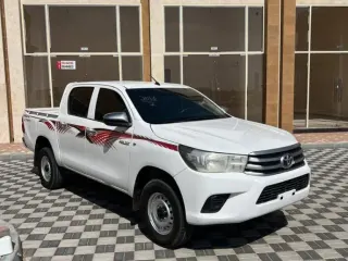 Toyota Hilux 2016 — Auto Trader UAE
