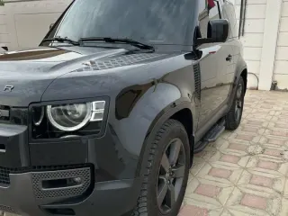 Land Rover Defender 90 HSE 2024 — Auto Trader UAE