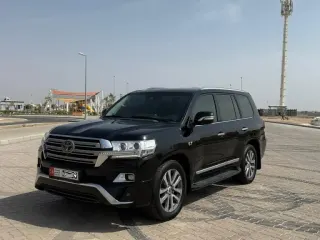 Toyota Land Cruiser VXR 2017 — Auto Trader UAE