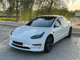 Tesla Model 3 2021 — Auto Trader UAE